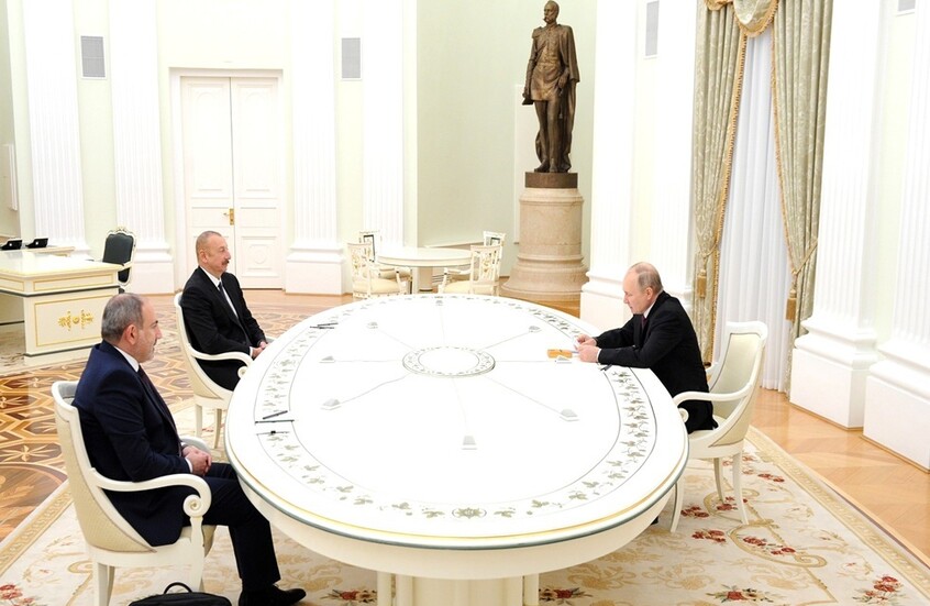 لماذا يجمع ترامب باشينيان وعلييف؟