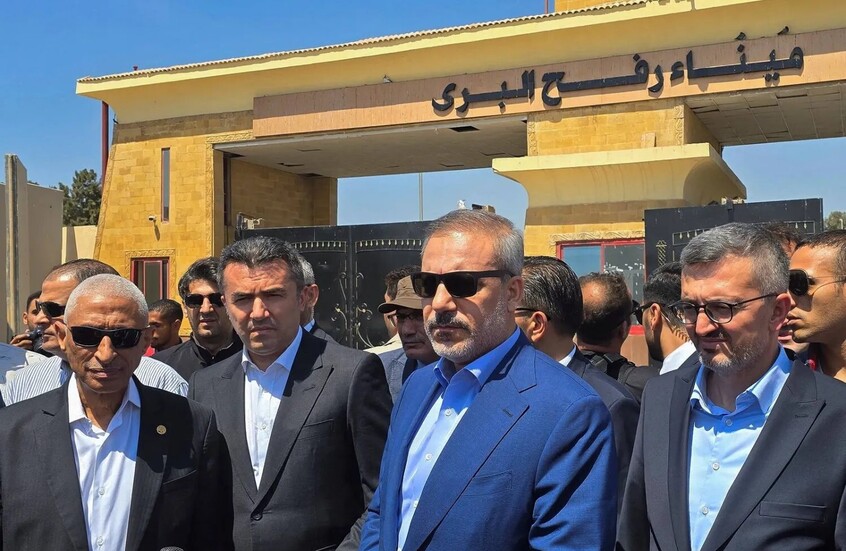 وزير الخارجية التركي يتوجه إلى مصر