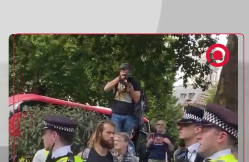 الشرطة البريطانية تستخدم قوة مفرطة ضد متظاهرين خرجوا دعما لفلسطين