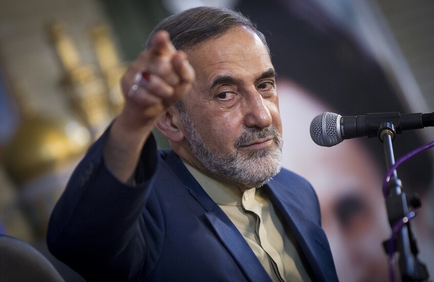 مستشار خامنئي: لن يكون هناك "جولاني آخر" في لبنان ونعارض نزع سلاح "حزب الله"