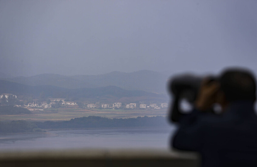 كوريا الشمالية ترد بالمثل وتفكك مكبرات الصوت الحدودية مع الجنوب