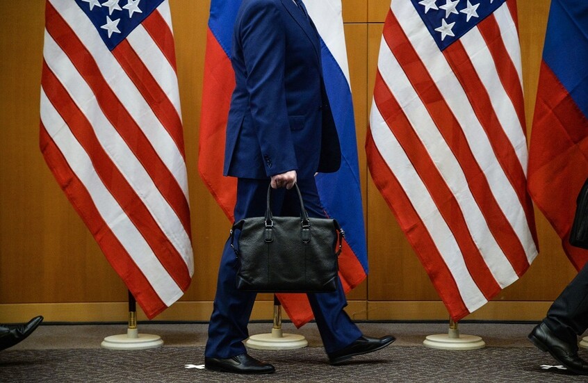 ياكوفينكو: موسكو وواشنطن قد تعرضان على أوكرانيا تطبيق الفيدرالية