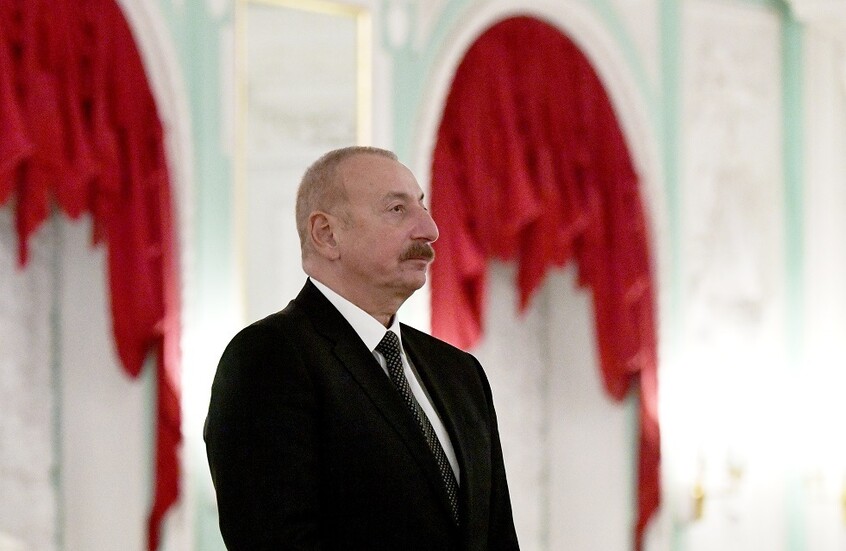 علييف يرصد مليوني دولار مساعدات لأوكرانيا