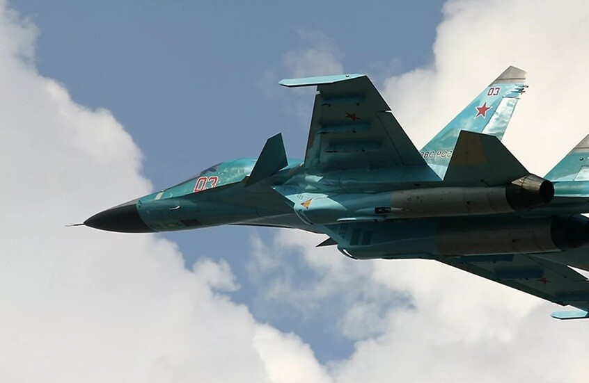 الدفاع الروسية تستلم قاذفات مقاتلة جديدة من طراز "سو-34"