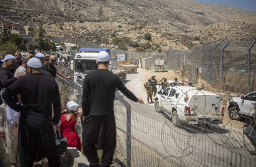 "أكسيوس": الولايات المتحدة تتوسط بين دمشق وتل أبيب لإنشاء ممر إنساني بين إسرائيل والسويداء السورية