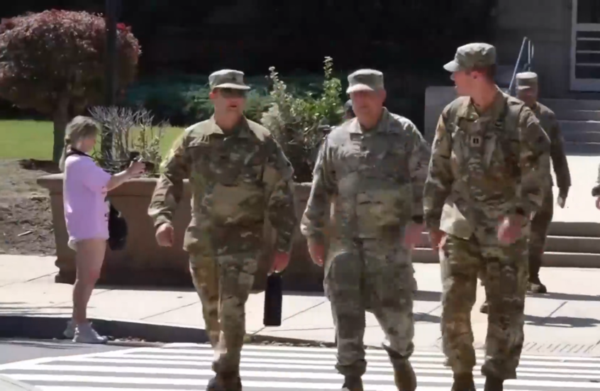 قوات الحرس الوطني تصل إلى واشنطن بعد قرار ترامب