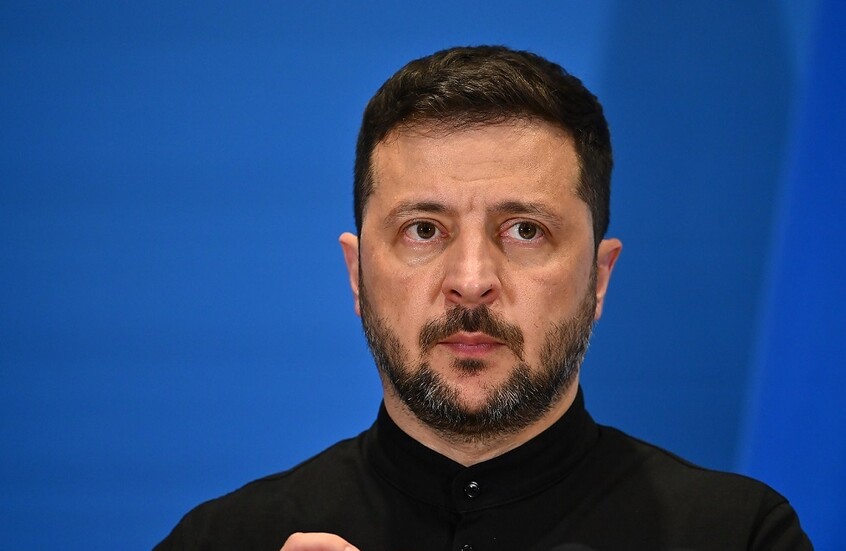 "التلغراف": موقف زيلينسكي قد يصعّب لقاء بوتين وترامب