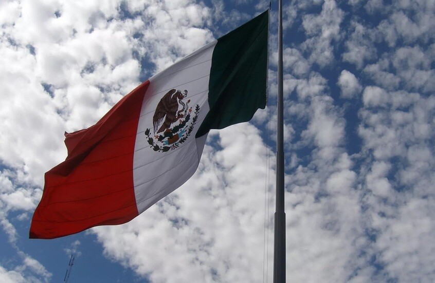 المكسيك تسلم 26 فردا مرتبطين بمنظمات إجرامية إلى الولايات المتحدة