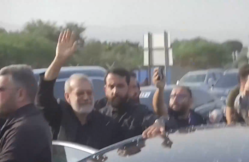 استقبال شعبي حافل لعلي لاريجاني في بيروت