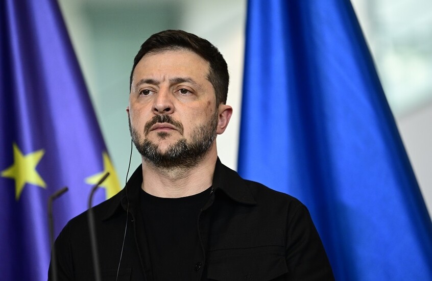 خبير صيني: زيلينسكي بسبب إحباطه قد يلجأ للإرهاب لإطالة أمد النزاع