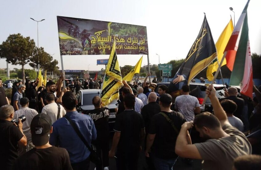 عضو كتلة "الوفاء للمقاومة" علي المقداد: زيارة لاريجاني إلى لبنان ناجحة وسلاح حزب الله باق