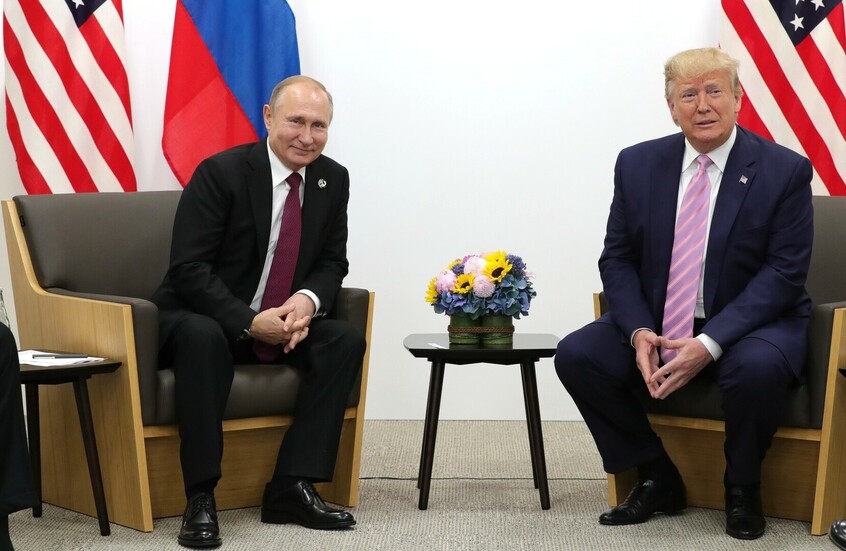 بوتين يصل إلى مدينة ماغادان الروسية قبيل قمة ألاسكا