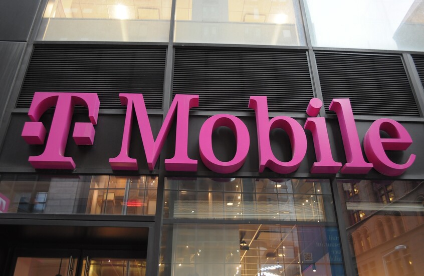 أبرز مواصفات الحاسب الجديد من T-Mobile