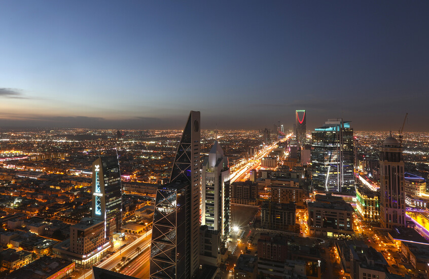 السعودية.. مجلس الوزراء يوافق على قرار حول تملك الأجانب غير المقيمين لعقارات داخل المملكة