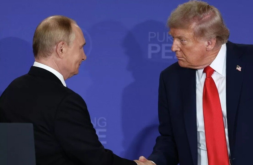 إعلام: ترامب أشار إلى أن روسيا لا تعارض تقديم ضمانات أمنية لأوكرانيا