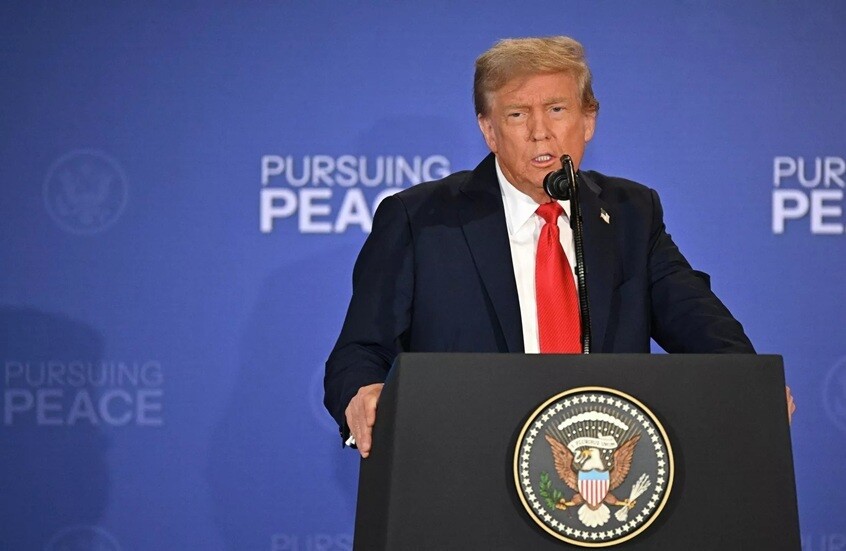 أكسيوس: ترامب يرغب بعقد اجتماع ثلاثي مع بوتين وزيلينسكي في 22 أغسطس