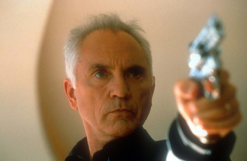 وفاة الممثل تيرينس ستامب نجم أفلام "سوبرمان" عن عمر يناهز 87 عاما