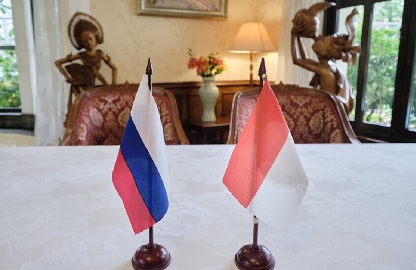 السفير الروسي لدى جاكرتا يشيد بالعلاقات الروسية الإندونيسية