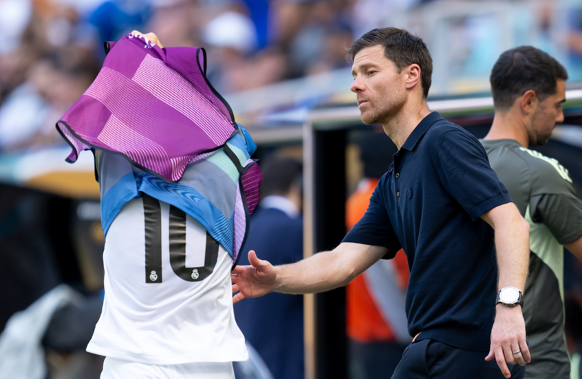 ألونسو يضم نجما صاعدا من أصول عربية لقائمة ريال مدريد لمواجهة أوساسونا