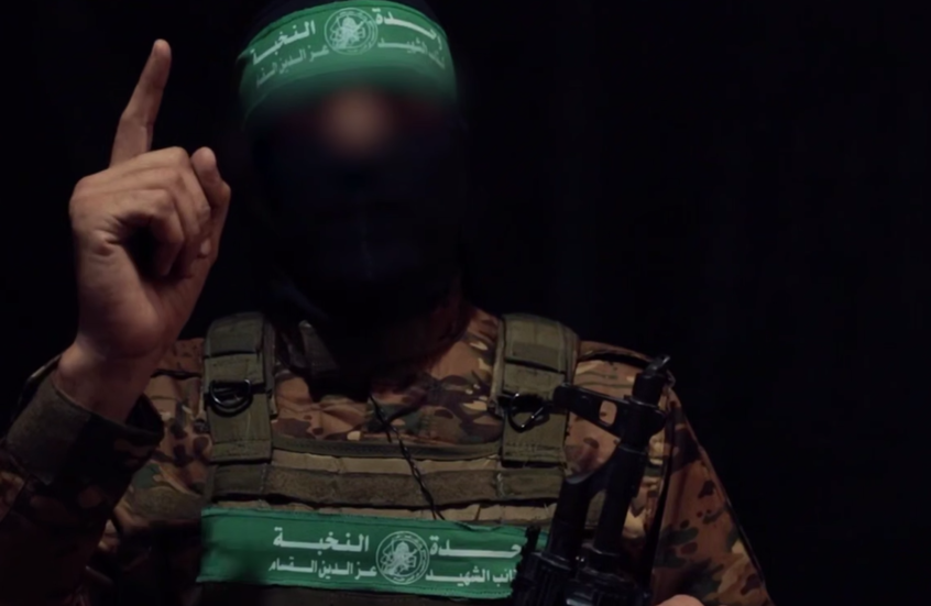 "القسام" تستهدف آليات عسكرية إسرائيلية من على بعد أمتار وتفجر عبوات ضمن عمليات "حجارة داود" (فيديو)