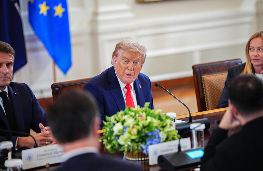 ترامب: نريد عقد اجتماع ثلاثي مع روسيا وأوكرنيا وموسكو ستقبل ضمانات أمنية لأوكرانيا