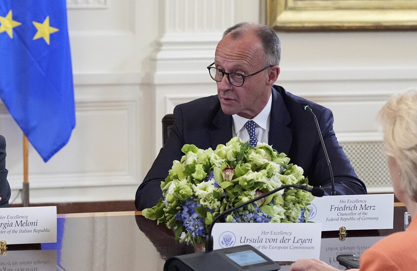 ميرتس: لا بد من تحقيق وقف إطلاق النار في أوكرانيا