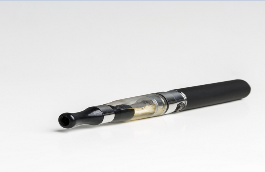 مخاطر السجائر الإلكترونية "النظيفة" على القلب وضغط الدم