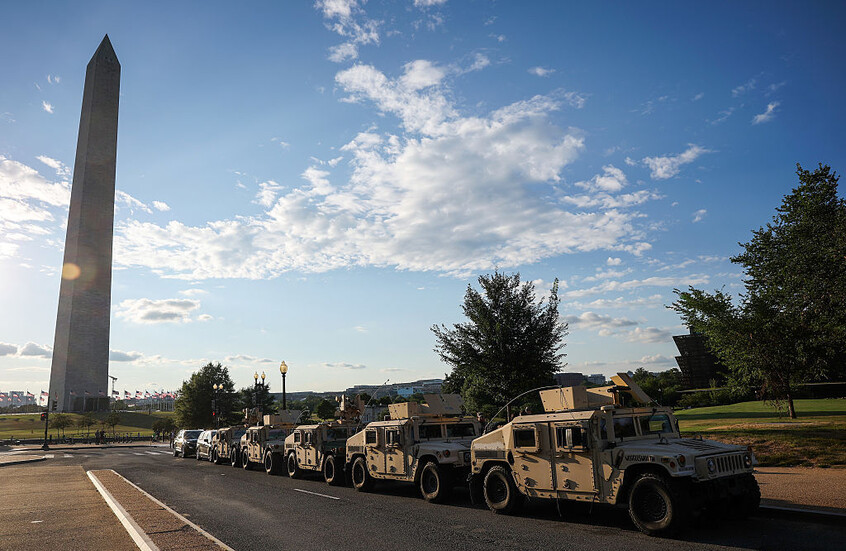 ترامب يُسلح الحرس الوطني في واشنطن.. تصعيد أمني غير مسبوق في قلب العاصمة