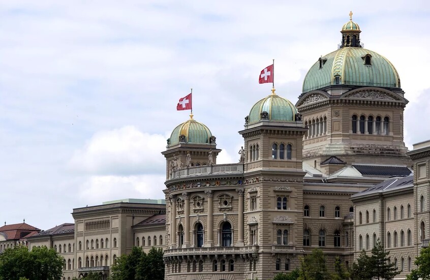 سويسرا تعرض استضافة لقاء بوتين وزيلينسكي المحتمل وتؤكد استعدادها للوساطة