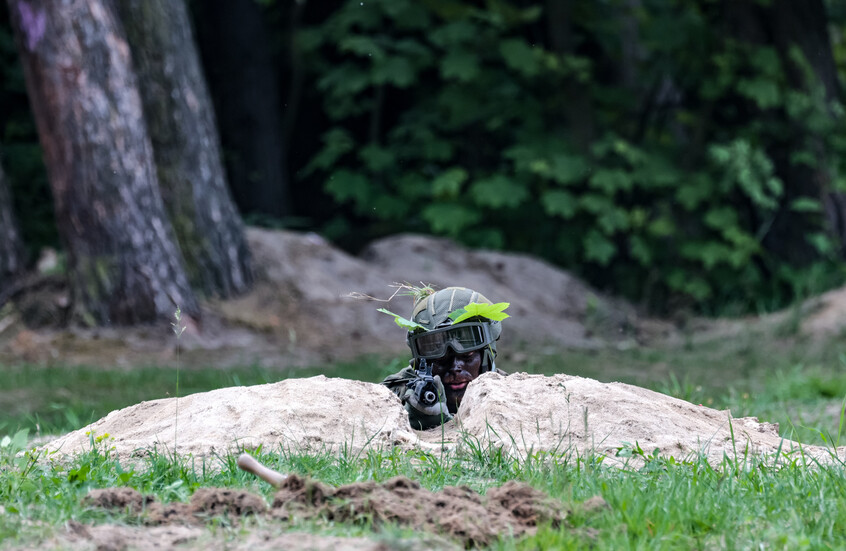 بولندا تستبعد إرسال عسكريين إلى أوكرانيا خوفا من إضعاف قواتها