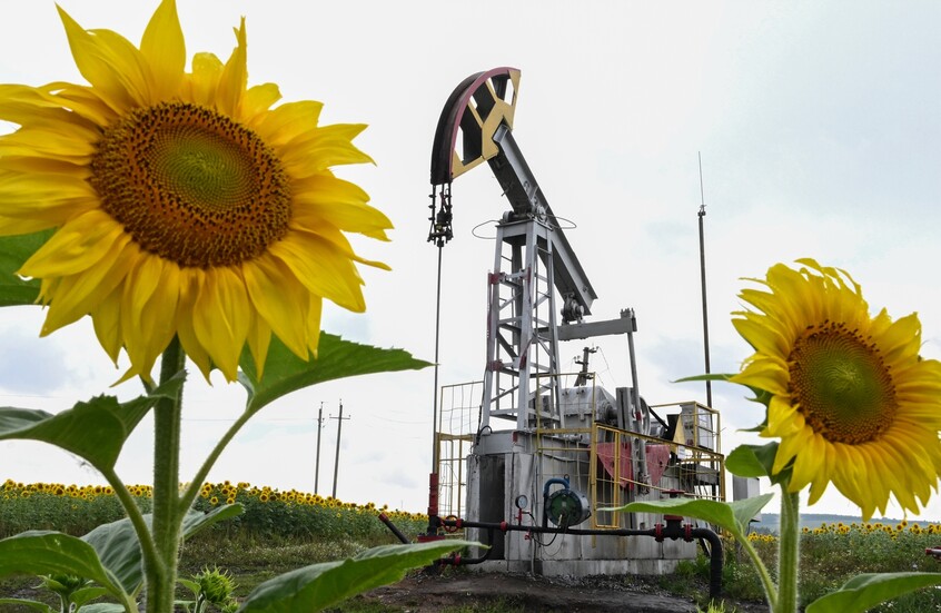 صعود أسعار النفط وسط مؤشرات على طلب قوي