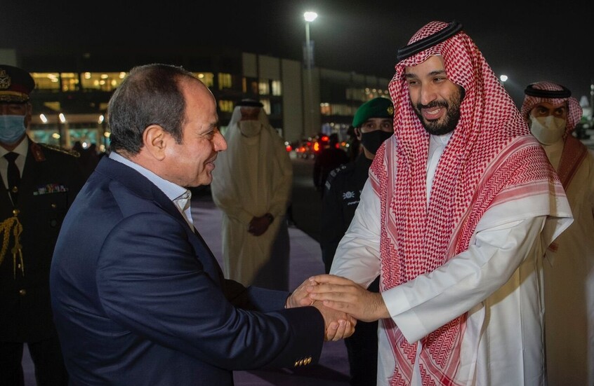 السيسي يتلقى رسالة من الإمارات ويتوجه إلى السعودية