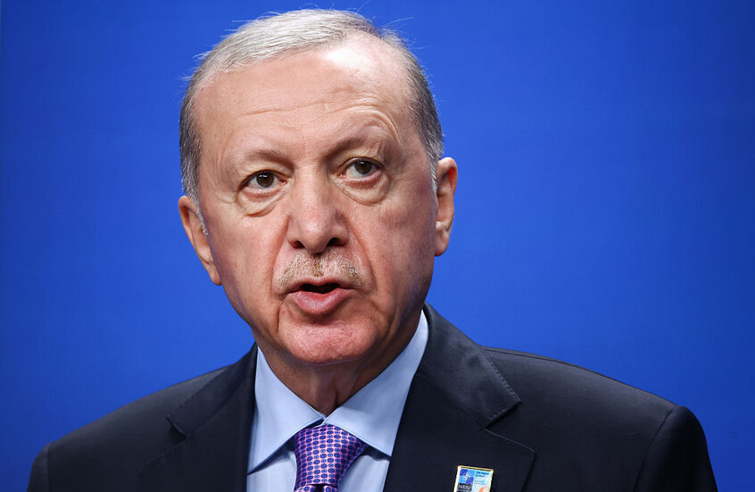 تركيا تؤكد استعدادها لاستضافة محادثات السلام بين أوكرانيا وروسيا