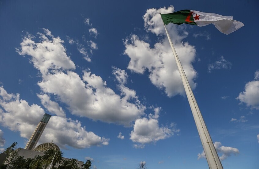 الجزائر تتهم فرنسا بسوء النية وتغلق ملف نقض اتفاق الإعفاء الدبلوماسي