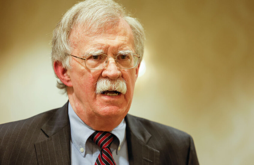 مكتب التحقيقات الفدرالي يداهم منزل جون بولتون