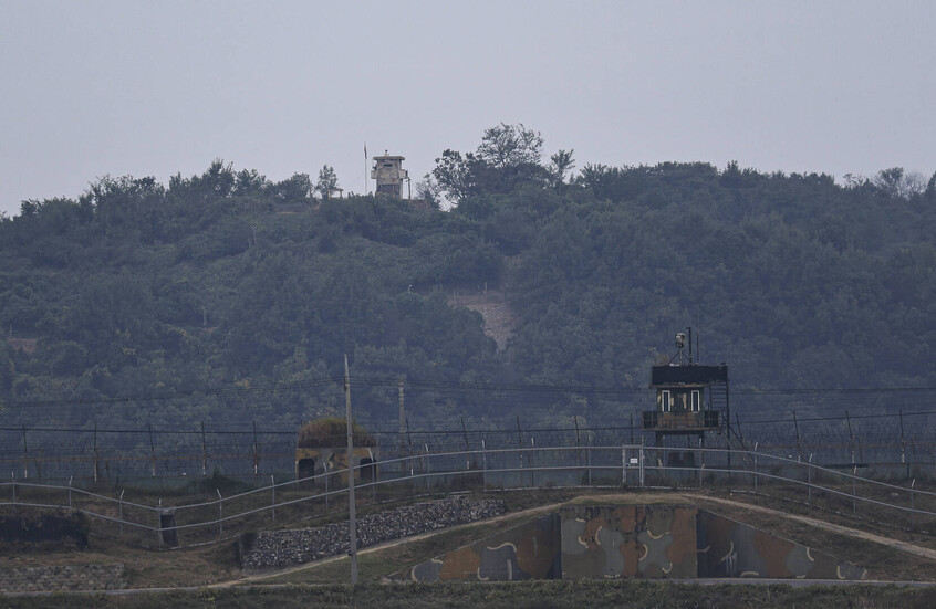 كوريا الجنوبية تطلق طلقات تحذيرية بعد عبور جنود من الشمال.. وبيونغ يانغ تتهمها بالاستفزاز