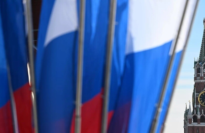 سياسي ألماني يدعو أوروبا إلى تحسين علاقاتها مع روسيا