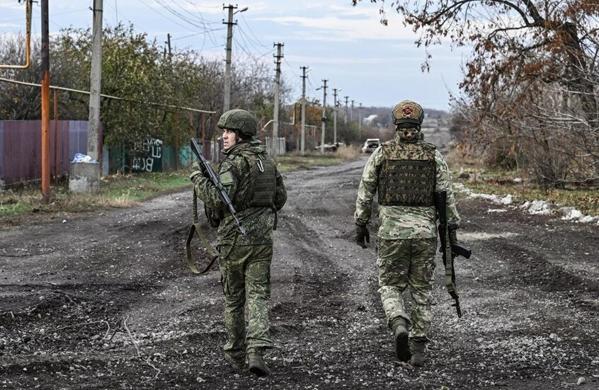 الجيش الروسي يسيطر على طريق إمداد القوات الأوكرانية في كوبيانسك