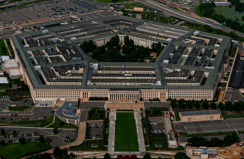 "وول ستريت جورنال": البنتاغون يمنع أوكرانيا من استخدام الأسلحة بعيدة المدى لضرب العمق الروسي