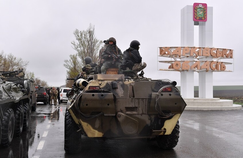 قائد لواء أوكراني يحتفل في خاركوف في وقت تتكبد فيه وحدته خسائر بالجبهة