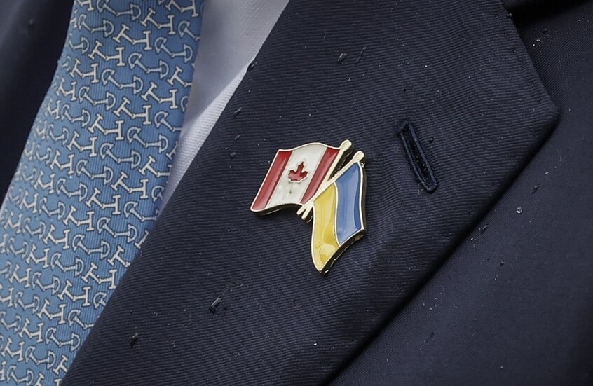 كندا تخصص 1.45 مليار دولار دعما لأوكرانيا وتوقع اتفاقية بشأن الإنتاج العسكري المشترك