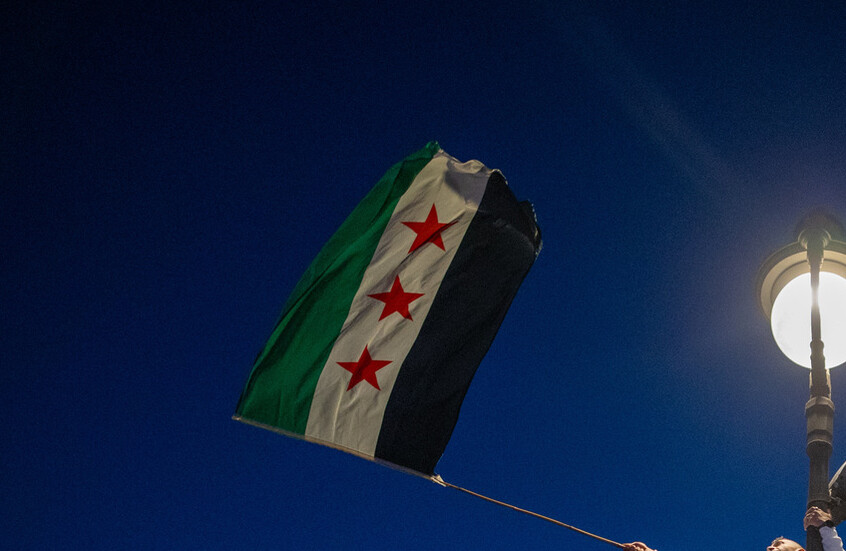 سوريا.. عزل الممثل حسين عباس من رئاسة فرع نقابة الفنانين باللاذقية بعد أسبوع من تنصيبه (صور + فيديو)