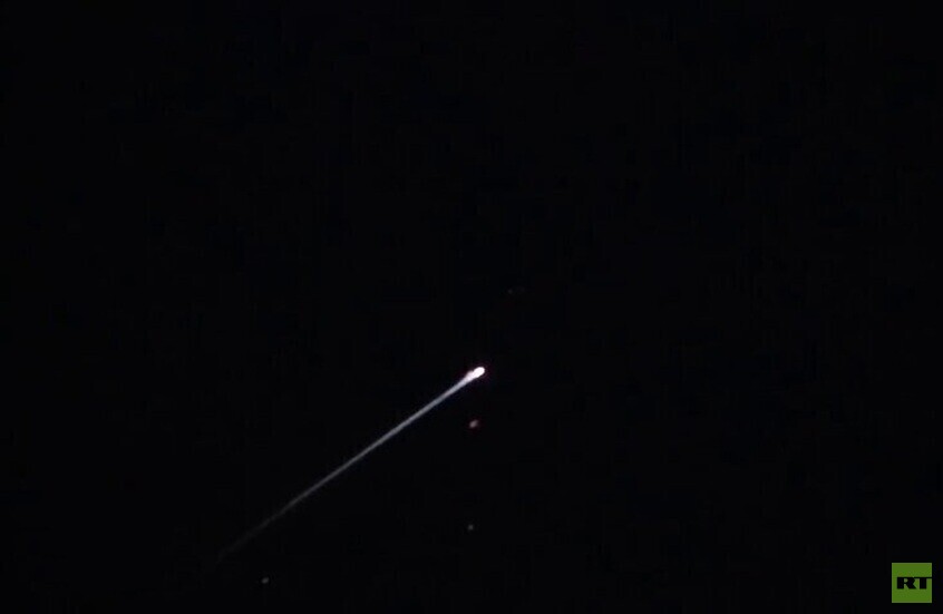 إسرائيل تؤكد للمرة الأولى استخدام الحوثيين لصاروخ برؤوس متعددة