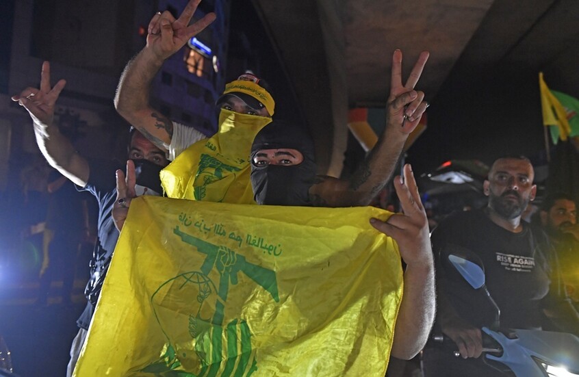 مسؤول إيراني: نزع سلاح حزب الله في لبنان "مخطط أمريكي صهيوني" لن يتحقق