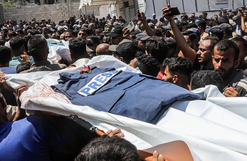 "يوم أسود آخر على الصحافة".. مقتل الصحفي حسن دوحان برصاص إسرائيلي جنوب غزة (صورة)