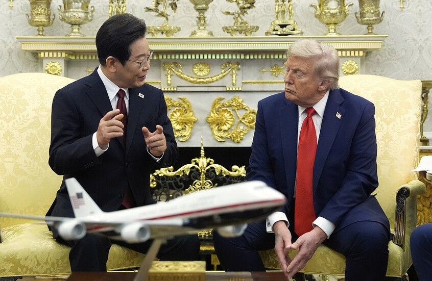 القمة الأمريكية الكورية الجنوبية: استثمارات ضخمة وتطوير التعاون الصناعي والدفاعي