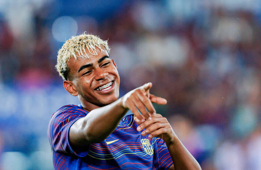 "الشهرة والغرور".. نصيحة حاسمة للامين جمال لتجنب أخطاء مبابي