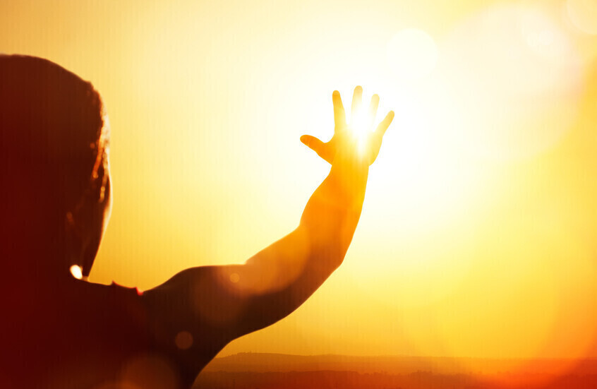 دراسة تحذر: موجات الحر المتكررة تسرّع الشيخوخة البيولوجية