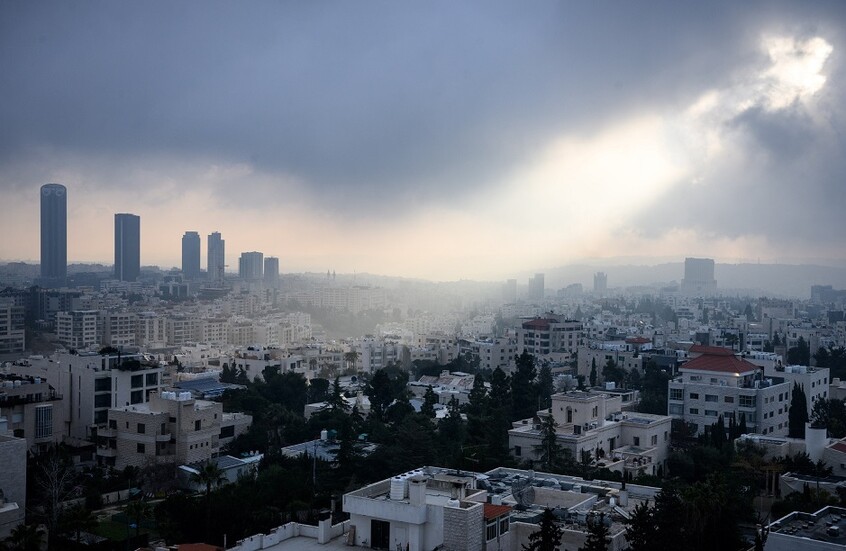 الأردن.. النيابة العامة تستدعي أشخاصا بينهم نائب لتلقيهم أموالا بشكل مشبوه