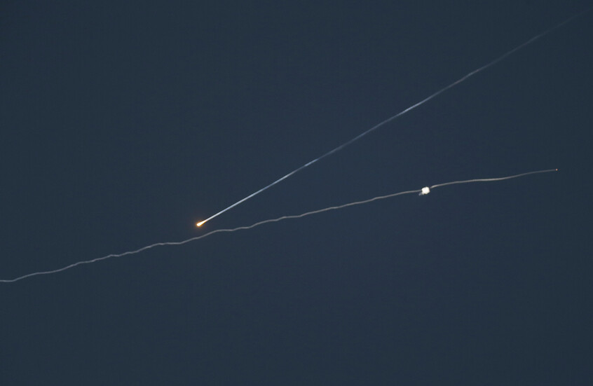 الجيش الإسرائيلي يعلن اعتراض صاروخ أطلق من اليمن